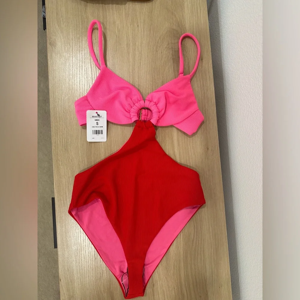 NWT Women's Beach Riot Kristen red and pink cut out one piece size small - Picture 8 of 13